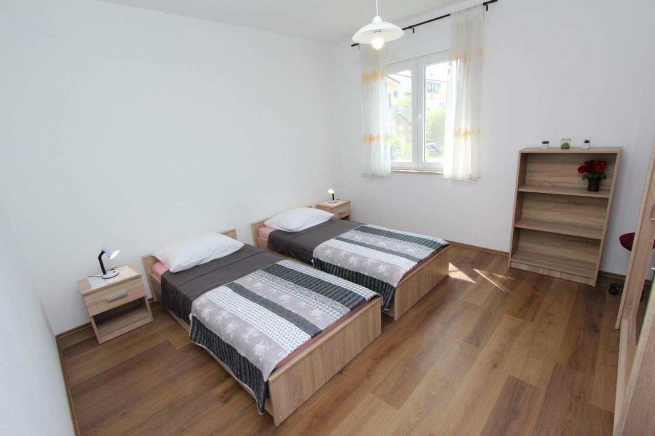 Apartment Dina Rovinj Exterior photo